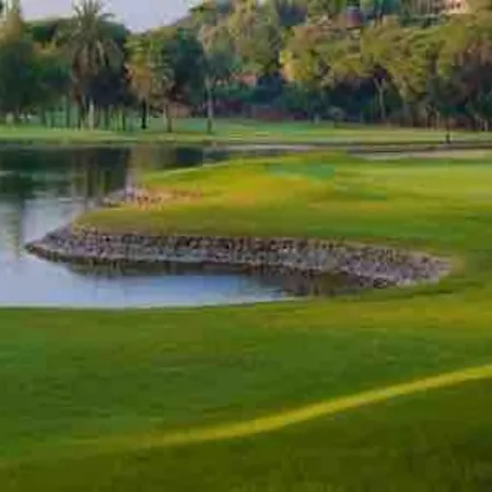 Moderno Loft - & Golf Apartamento